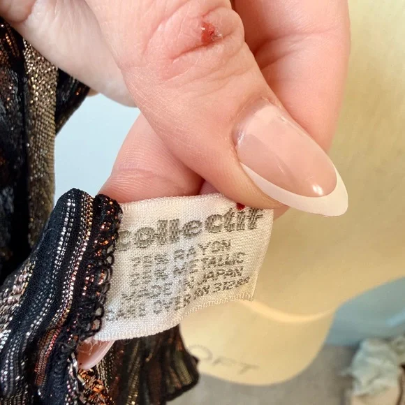 Collectif Black and Gold Striped Scarf - Picture 4 of 5